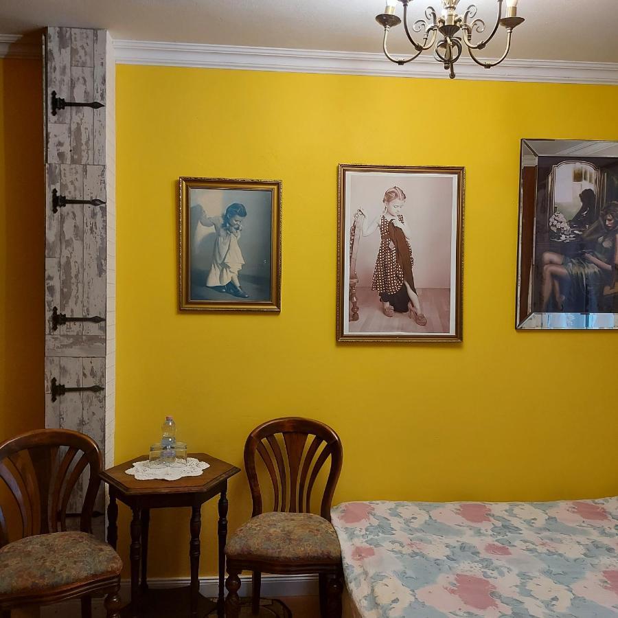 Willa Zamkowisko Golubie Esterno foto